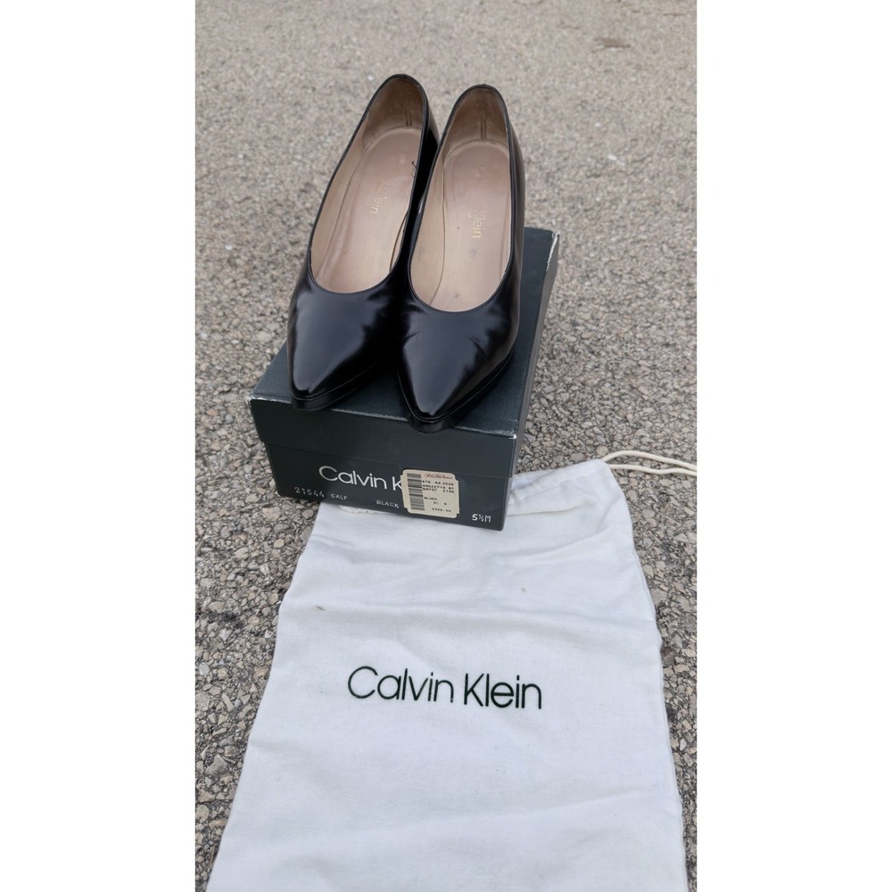 Calvin Klein Black Patent Leather Pumps Heels‎ Size 5.5M Classic